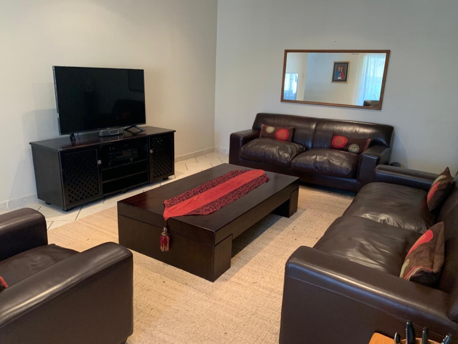 To Let 5 Bedroom Property for Rent in Diaz Beach Western Cape